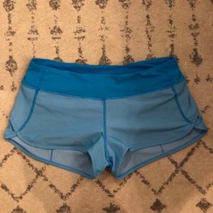 Lululemon Speed Up Short Long
4" - Size 6